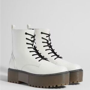 Bershka White Platform Combat Boots - Size 39 (US 8)